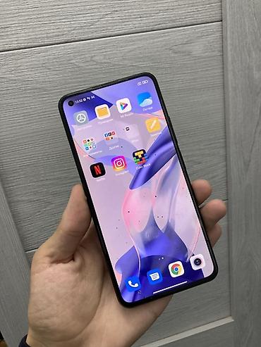 a 03: Xiaomi, Mi 11 Lite, Б/у, 128 ГБ, цвет - Серебристый, 2 SIM — 1