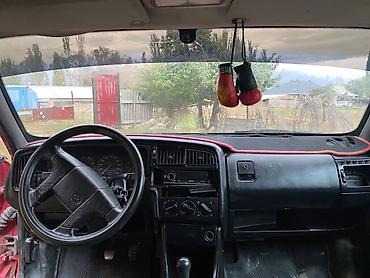 авто грузовые: Volkswagen Passat Variant: 1993 г., Универсал — 6