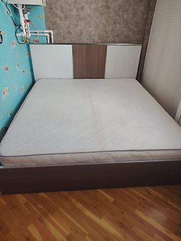 doseyler: İki nəfərlik çarpayı və döşək dəsti - Ölçü: təxmini 160×200 sm — 1