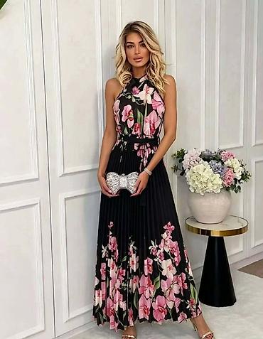 ps torbe: Ženska duga plisirana haljina sa floralnim printom - Kroj: duga maxi — 1