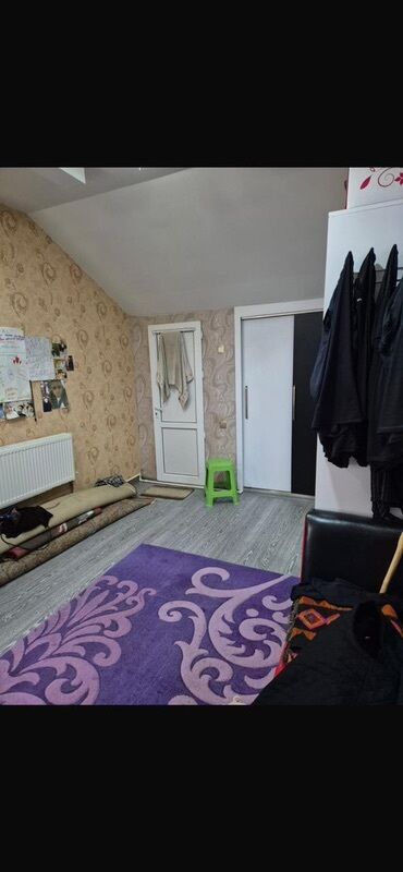 Həyət evləri və villaların satışı: Umumi 3.5 sotdur Ama çıxarışda 2,8 sotdur Ana yoldan 600 m içeride — 24