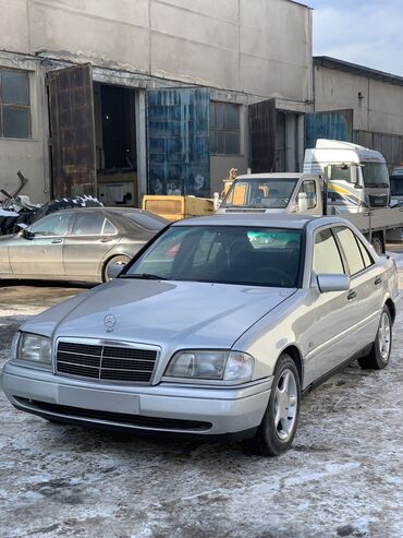 подстаканник для машины: Mercedes-Benz C-Class: 1994 г., 1.8 л, Механика, Бензин, Седан