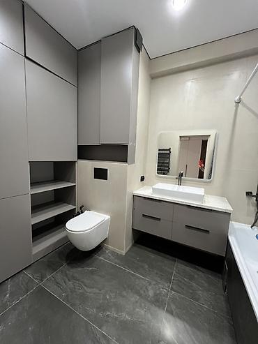 Гарнитуры для прихожей: 🔥 Продаётся уютная 2-комнатная квартира площадью 63 м² 📍 В престижной — 5