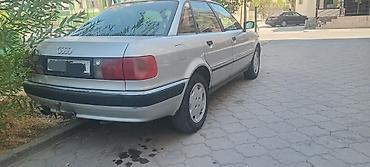 Audi: Audi 80: 1993 г., 2 л, Механика, Бензин, Седан — 2