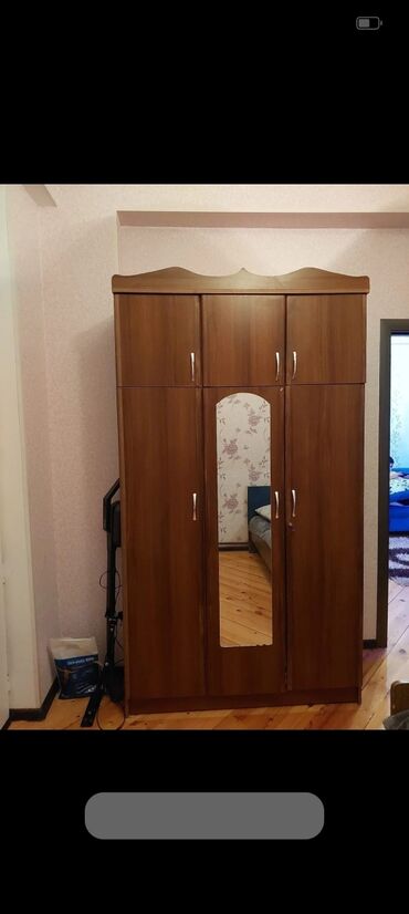 Комоды: Б/у, 3 двери Прямой шкаф, Гардеробный шкаф, Азербайджан