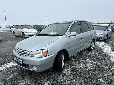 Toyota: Toyota Gaia: 2003 г., Минивэн — 6