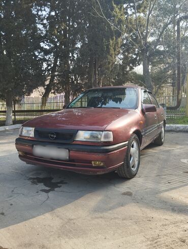 avto verirəm: Opel Vectra: 2 л | 1995 г. 277300 км Хэтчбэк