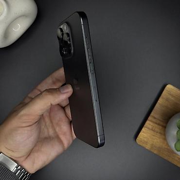 iphone 17 xr: IPhone 15 Pro, Б/у, 256 ГБ, Черный, 100 % — 2
