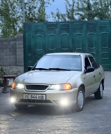 Daewoo: Daewoo Nexia: 2008 г., 1.6 л, Механика, Бензин, Седан