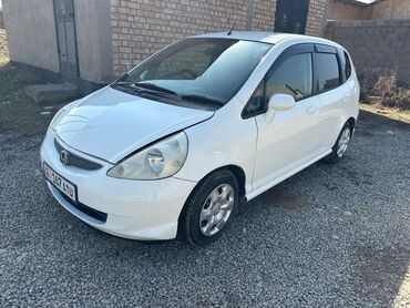 Honda: Honda Fit: 1.3 л, Вариатор, Бензин