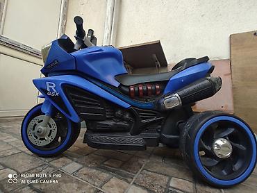 Oyuncaqlar: Uşaq elektrik motosikleti – 3 təkərli, sport dizayn - Model: Cool — 3
