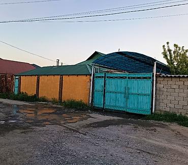 Продажа коттеджей и домов: Ж/м Умут Продаётся жилой дом с участком. - Кирпичный дом с — 1