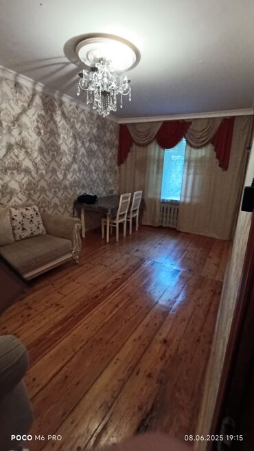 Köhnə tikili: Bakı, Qaraçuxur qəs., 4 otaqlı, Köhnə tikili, 90 kv. m -da lalafo.az — 2 Köhnə tikili: Bakı, Qaraçuxur qəs., 4 otaqlı, Köhnə tikili, 90 kv. m — 2