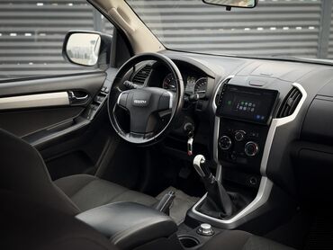 Isuzu: Isuzu D-Max: 2019 г., 2.5 л, Механика, Дизель, Пикап — 13