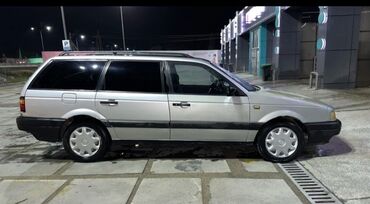 Volkswagen: Volkswagen Passat Variant: 1993 г., 1.8 л, Механика, Бензин, Универсал