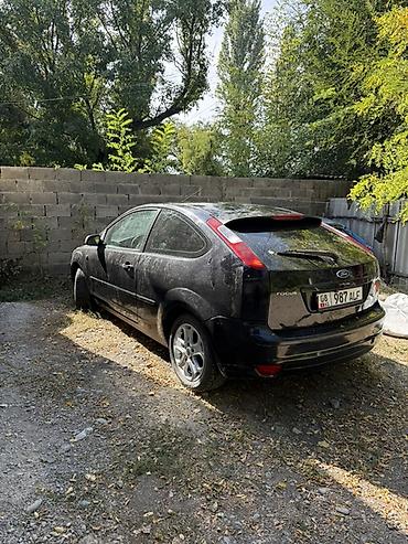 go park: Ford Focus: 2004 г., 1.4 л, Механика, Бензин, Хэтчбэк — 3