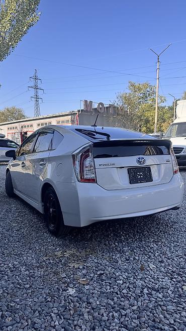 Toyota: Toyota Prius: 2012 г., 1.8 л, Вариатор, Гибрид, Хэтчбэк — 4