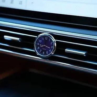 Ostala auto oprema: Visokokvalitetni dekorativni kvarcni auto sat T-006 NOVO. Novi — 21