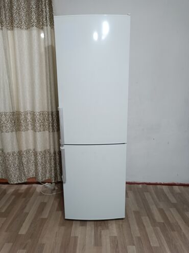 холодильники бу продаю: Холодильник Atlant, Б/у, Двухкамерный, No frost, 60 * 195 * 60