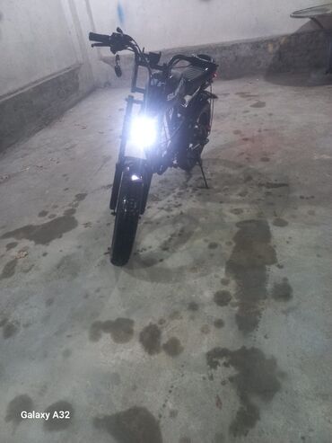 камеры для велосипедов: Электровелосипед