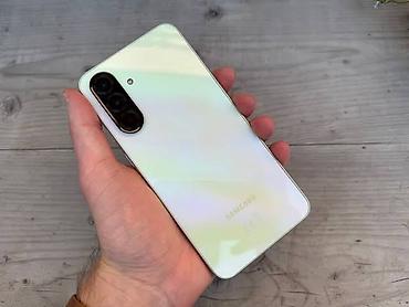 Samsung Galaxy A37, Новый, 256 ГБ, цвет - Белый, 2 SIM