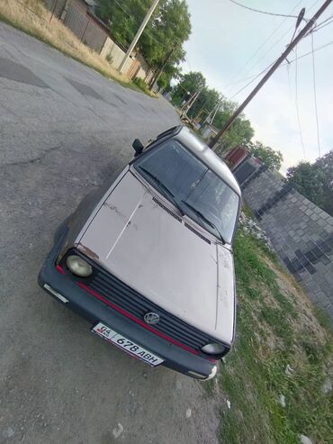 обмен на малалитрашку: Volkswagen Golf: 1987 г., 1.8 л, Механика, Бензин, Хетчбек