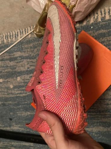 мото ролик: Футбольные бутсы Nike Mercurial (TF) для игры на искусственном — 2