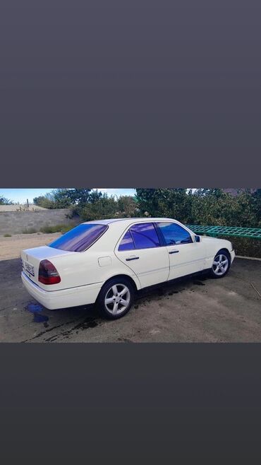 мерседес 210 2002: Mercedes-Benz C 180: 1997 г., 1.8 л, Механика, Бензин, Седан