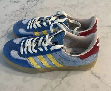 Кроссовки и спортивная обувь: Мужские кроссовки, 46, Adidas, Новый, цвет - Голубой, Самовывоз, Платная доставка