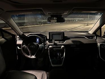 Toyota: Toyota RAV4: 2018 г., 2.5 л, Автомат, Бензин, Кроссовер — 9