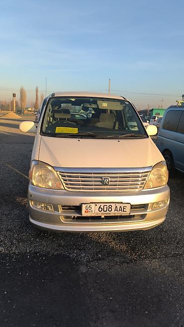 аварийном портер: Toyota Regius: 2002 г., 2.7 л, Автомат, Газ, Минивэн — 3