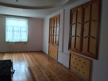 Həyət evləri və villaların satışı: 4 otaqlı, 400 kv. m, Kredit yoxdur, Orta təmir — 6