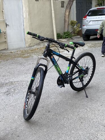 qaşqaldaq sesi: İşlənmiş BMX velosipedi 26", sürətlərin sayı: 24, Ünvandan götürmə, Ödənişli çatdırılma