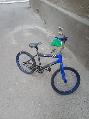 Uşaq üçün elektrik maşınları: İki təkərli Uşaq velosipedi 20", sürətlərin sayı: 1