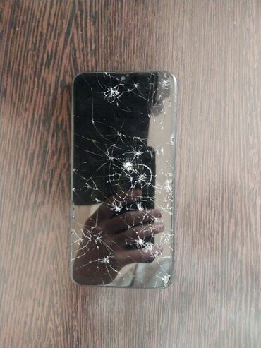 видео камералар: Samsung Galaxy A10, Колдонулган, 32 ГБ, түсү - Кара