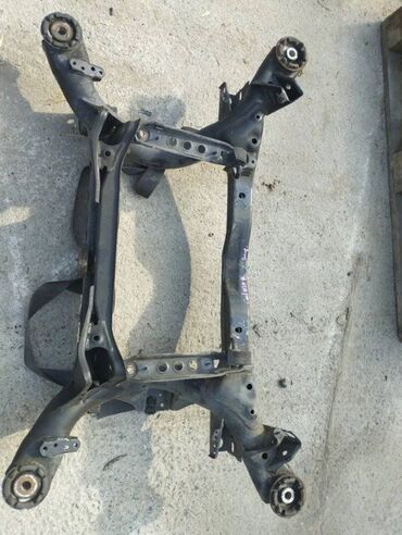 Коробки передач: Подрамник Toyota Celsior UCF31 2001 задн. (б/у)
