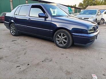 Volkswagen: Volkswagen Vento: 1999 г., 2 л, Механика, Бензин, Седан — 6