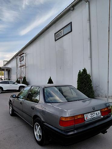 civic 1991: Honda Accord: 1990 г., 2 л, Механика, Бензин, Седан — 8