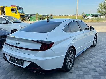 dn8: Hyundai Sonata: 2021 г., Бензин, Лифтбек — 4