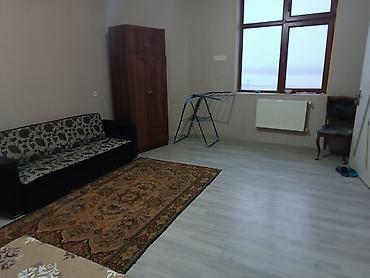 studio menziller: 2 otaqlı mənzil – təmirli və mebelli - Geniş və işıqlı mətbəx — 6