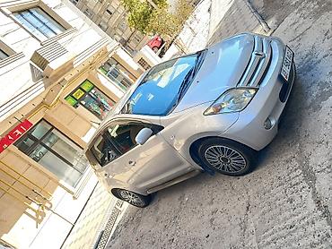 Scion: Toyota Ist: 2003 г., 1.3 л, Автомат, Бензин, Хетчбек — 2