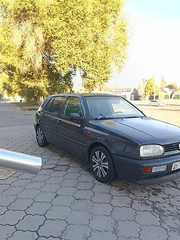 Volkswagen Golf: 1993 г., 1.6 л, Механика, Бензин, Хэтчбэк
