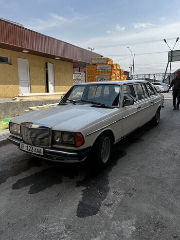 коврики мерседес: Mercedes-Benz W123: 1982 г., 3 л, Механика, Дизель, Лимузин