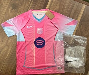 Футболки: Мужская футболка, S (EU 36), Nike, Новый, цвет - Розовый, Самовывоз, Платная доставка