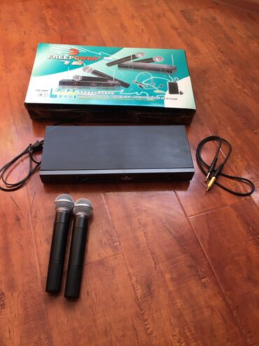 Вокальные микрофоны: Радиосистема с 2 беспроводными микрофонами — 9