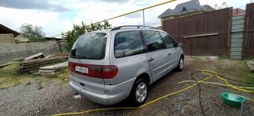 Ford: Ford Galaxy: 1995 г., 2 л, Механика, Бензин, Минивэн