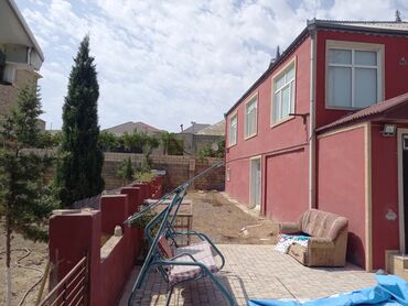 Həyət evləri və villaların satışı: Satışa təqdim olunur: həyəti və bağ sahəsi olan iki mərtəbəli fərdi — 27