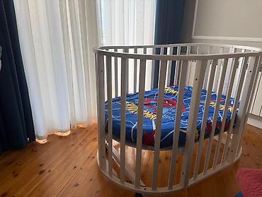 lay lay matras: Cox yaxşı veziyyetdedi. Matras ve ustundeki ortuk ile birlikde — 2
