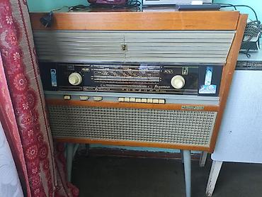 all in one: Vintage radiola-kombayn: radio + maqnitofon lent yazıcısı + vinil — 1