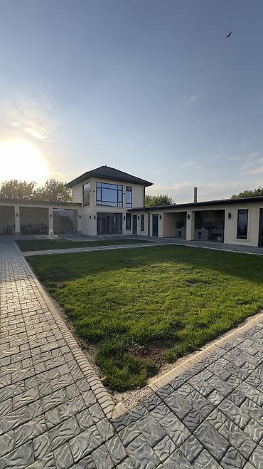 заречный: 🏡 АРАШАН АЙЫЛЫНДА КЕҢ, БЕКЕМ ЖАНА ҮЙ-БҮЛӨГӨ ЫҢГАЙЛУУ ҮЙ САТЫЛАТ! 📍 — 2